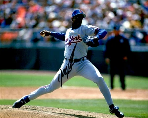 Dwight Doc Gooden Signed 8X10 Photo - New York Mets MLB Autographed COA - Picture 1 of 1