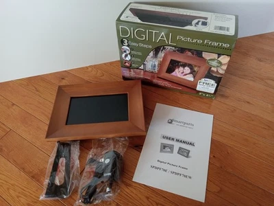 Digital Picture Frame 7" Display Smart Parts Natural Wood AC Uses SD/MMC/MS/xD - Image 1 of 4