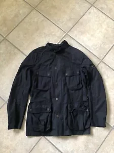 BARBOUR International Duke Herren Wachsjacke Schwarz 42 Pit Pit 21 - Bild 1 von 6