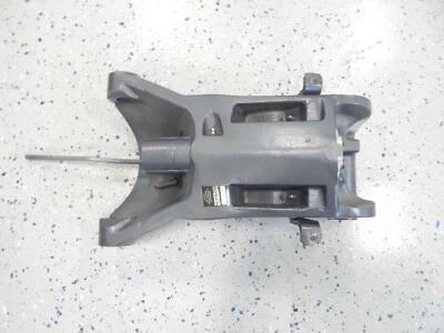 MERCURY MARINER OUTBOARD 1971-1993 35-70 HP SWIVEL BRACKET 1490-8599A6 - Image 1 of 4