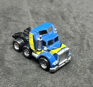 Micro Machines Kenworth Cab Blu Scuro da #8 Collezione Off-Road, 1987 Galoob - Foto 1 di 6