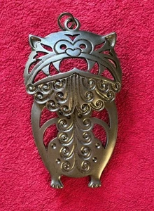 Vtg pewter Pendant (ONLY) featuring Carol from Where “The Wild Things Are”Book - Picture 1 of 9