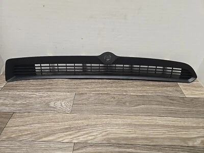Chevrolet Corvette Dashboard Vent Grille AMF95240 C7 Z06 2016 LHD 21402622 - Image 1 of 4