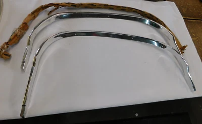 Nuevo de Lote Original Ford 1980 Mercury Rueda Arco Labial Molduras Grand Marquis 1981 1982 Trasero Foto 1 de 4