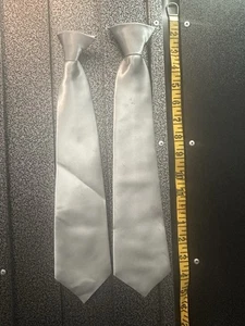 Gioberti 16” Silver Clip On Tie - Picture 1 of 2