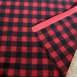 Vintage Buffalo Plaid Heavy Wool Blanket Red Black Satin Binding EXC - Picture 1 of 8