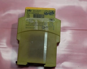 PILZ PZE X4V SAFETY RELAY PZEX4V 3/24VDC 4n/o fix 24 VDC 774583, (2) AVAILABLE - Picture 1 of 4