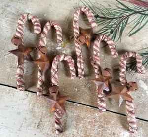 6 Primitive Rusty Wire Star Stars Bells Candy Cane Canes Fabric Farm Ornaments - Picture 1 of 11