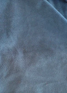 VINTAGE STOFF POLYESTER/NYLON MED BLAU DENIM LOOK 5 YDS X 60 ZOLL BREITES SEIDIGES GEFÜHL - Bild 1 von 1
