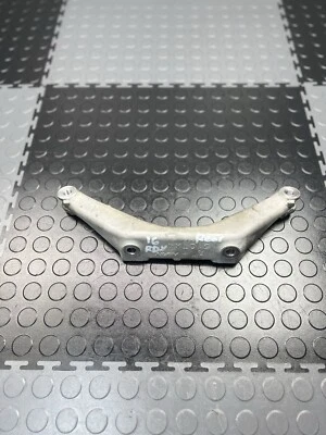 2014 2015 2016 2017 年 ACURA RDX 后部不同安装支持支架 原始设备制造商 — 第 1/4 张图片