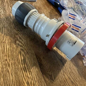 GEWISS 63A 3p+E plug  - Picture 1 of 5