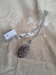 awareness Necklace, with pink sysmbol and rhinestones, beautiful new - Picture 1 of 3