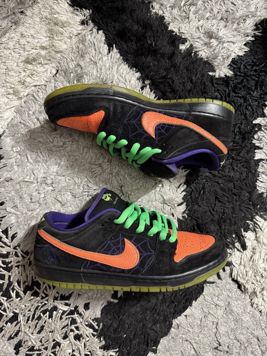 Nike Dunk SB Low Night of Mischief for Sale | Authenticity Nike Dunk SB Low Night of Mischief for Sale | Authenticity
