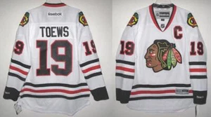 CAMISETA RBK CHICAGO BLACKHAWKS JONATHAN TOEWS PREMIER BLANCA RD MEDIANA - Imagen 1 de 3
