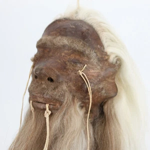 ¡Réplica! Colgante de espejo cabeza retráctil Shrunken Head Tsantsa Ecuador Jivaro decoración - Imagen 1 de 2