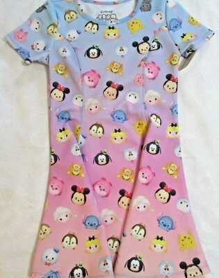 迪士尼Tsum Tsum女孩礼服角色印花L 10-12全新带标签 — 第 1/4 张图片