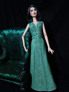 Green Glitter Knit Gown with Beading - Fits Kingdom - Ficon Dolls - ModsDolls - Picture 1 of 10