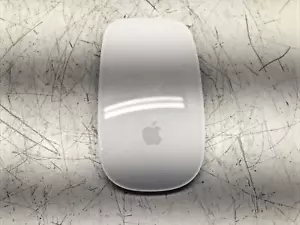 Apple Magic Mouse A1657 Silver - Picture 1 of 5
