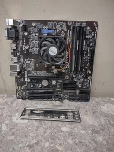 GIGABYTE GA-F2A88XM-D3H Motherboard & CPU FM2+ AMD A10-7850K, 16GB COMBO TESTED - Photo 1/7
