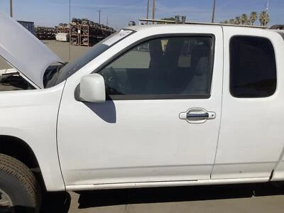 Conjunto de puerta delantera izquierda usado se adapta a: Chevrolet Colorado 2011 doble cabina sin s Foto 1 de 4