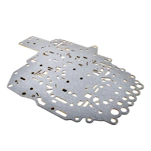 RevMax 68RFE Valve Body Separator plate with gaskets 7- checkball style 2007-10 - Bild 1 von 3
