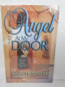 Angel at My Door by Robert Strand - Trade Paperback - Brand New - Foto 1 di 2