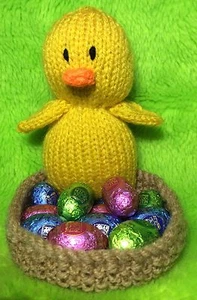 KNITTING PATTERN - Easter Chick Sweet Egg Nest - Great for egg hunts / charity - Picture 1 of 1