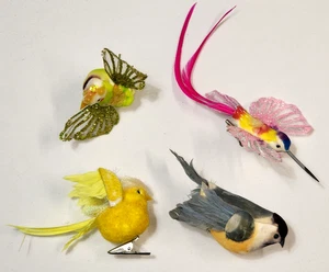 Set of 4 Clip on Birds Christmas Ornaments - Picture 1 of 8