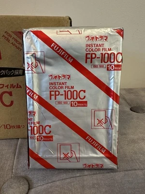 Fujifilm FP-100C Instant Color Film x1 Pack Expired 2010-04 - Image 1 of 4