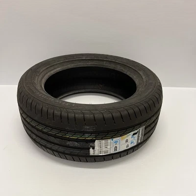 1x new 235/50/17 NEW Goodyear efficientgrip tyre 96w DOT 1615 - Image 1 of 4