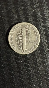 1943 Mercury Dime – 90% Silver US Coin – Winged Liberty Head WWII-Era Coin - Picture 1 of 2