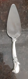 Waltz Of Spring Sterling by Wallace Silversmiths • Pie / Cake Server 10 1/2" - Picture 1 of 2