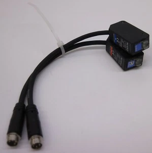 Sensor fotoeléctrico Keyence PZ-M52P (PZ-M52R y PZ-M52PT), haz transversal, PNP - Imagen 1 de 5