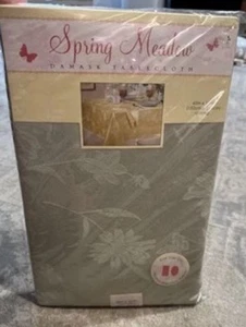 New Spring Meadow Damask Tablecloth Light Green Oblong 60 X 104 - Picture 1 of 5