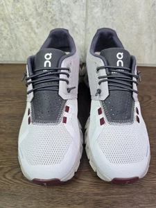 Zapatos para caminar On Cloud 5 para mujer para correr por carretera talla 7 Pearl Frost  - Imagen 1 de 9