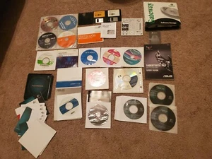 Miscellaneous PC software Asus, Microsoft, HP, Logitech, Gateway Disc Binder - Picture 1 of 8