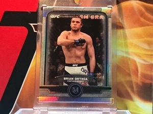 2019 Topps UFC Museum Collection Brian Ortega #34 - Bild 1 von 2