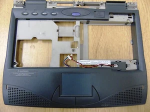 Compaq Armada 1530DMT Laptop 254978-001 - Palm Rest Assembly With Touch Pad - Picture 1 of 12