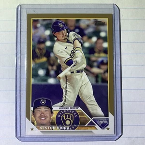 KESTON HIURA 497/2023 Gold 2023 Topps Series 1 #104 Milwaukee Brewers - Picture 1 of 2