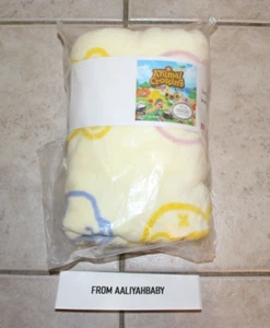 Uniqlo x Animal Crossing Towel Blanket - BRAND NEW FREE SHIPPING - Bild 1 von 3