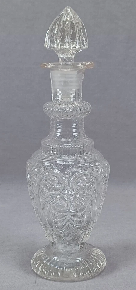 Perfume de vidrio soplado molde mohemio Joseph Conrath Maxhutte Milovy siglo XIX Foto 1 de 4