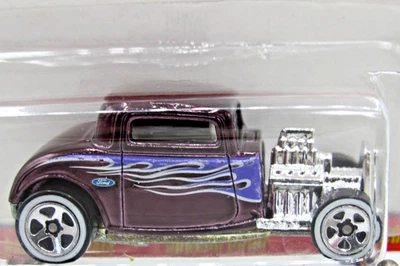 HOT WHEELS SERIE 1 CLASSICS SERIE 32 FORD Foto 1 de 4