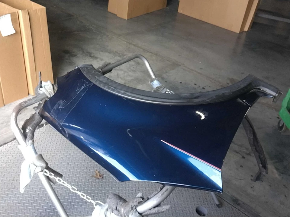 2008 Suzuki SX4 Right Front Blue Fender - Used, 101k Miles, OEM Part 204779 - Изображение 1 из 4