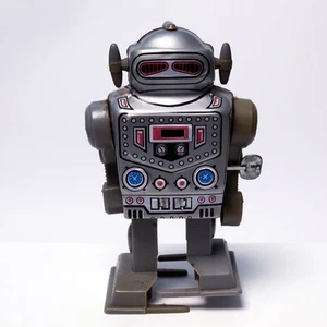 Vintage MTU Captain the Robot c.1980 Made in Korea Very Good in Poor Box - Picture 1 of 10