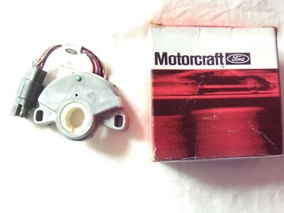 Interruptor de luz de respaldo y seguridad neutral 1972 Mercury Capri NOS D2RY-7A247-A   Foto 1 de 3