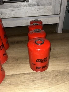 BF957 Baldwin Fuel Filter - Picture 1 of 1