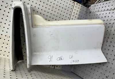 Relleno de parachoques de vinilo trasero DeVille & Fleetwood LH 1989-1993 1/4 panel extendido 25528805 Foto 1 de 4