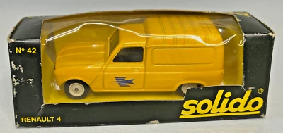 Solido escala 1:43 Nº Furgoneta Renault 4 42 - Correo Francés Foto 1 de 4