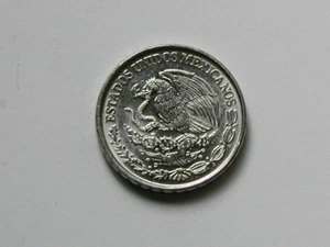 Mexico 2012 50 CENTAVOS Coin - Picture 1 of 2