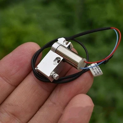 Motor de caja de cambios completamente metálica DC 2V-3.7V 3V 49RPM motor sin núcleo 716 de velocidad lenta Foto 1 de 4